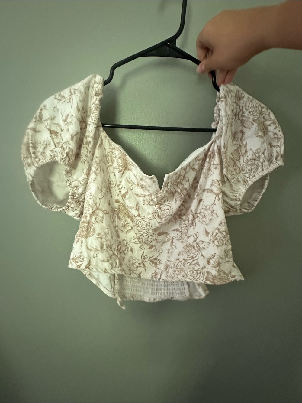 Altar'd State Cream Floral Puff-Sleeve Crop Top